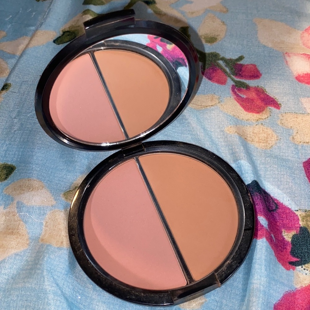 Limited edition Bobbi brown face and body bronzing duo!
